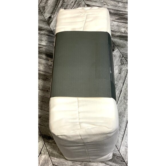 Threshold Wrinkle-Resistant Bedskirt Queen Size 15" Drop Machine Washable White - Picture 3 of 7